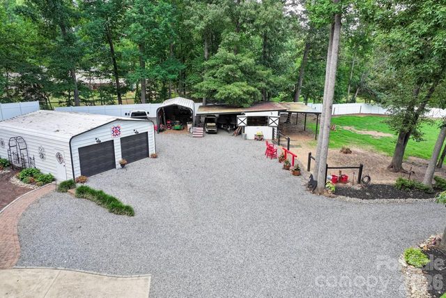 384 Rankin Hill Road, Troutman, NC 28166