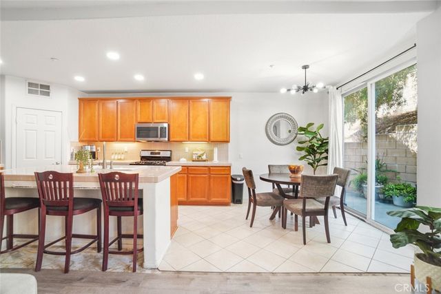 5200 Archery Court, Fontana, CA 92336