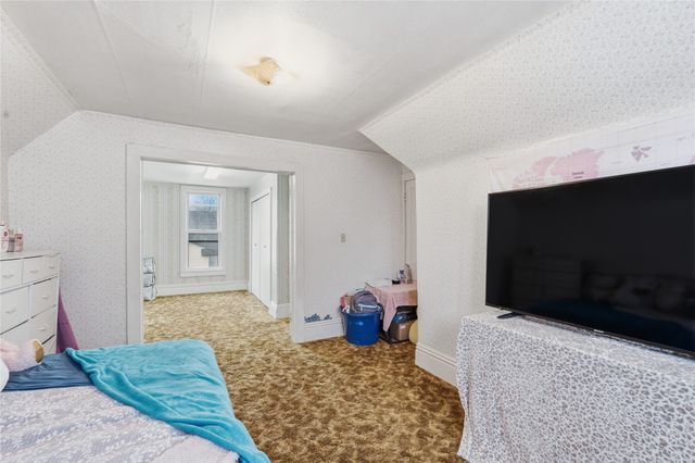 602 W Robinson Street, Knoxville, IA 50138