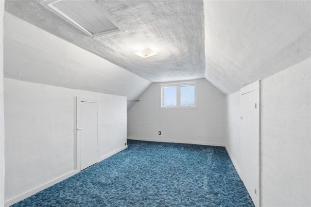 602 W Robinson Street, Knoxville, IA 50138