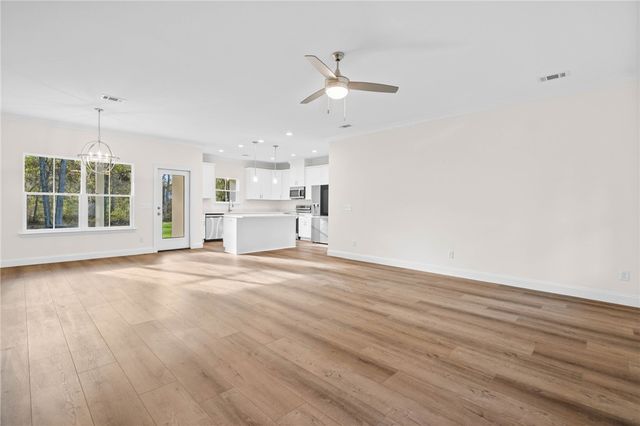 1112 Blue Marlin Drive NE, Townsend, GA 31331