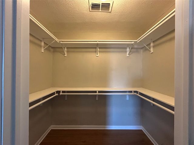 5929 Gayle Drive, Watauga, TX 76148