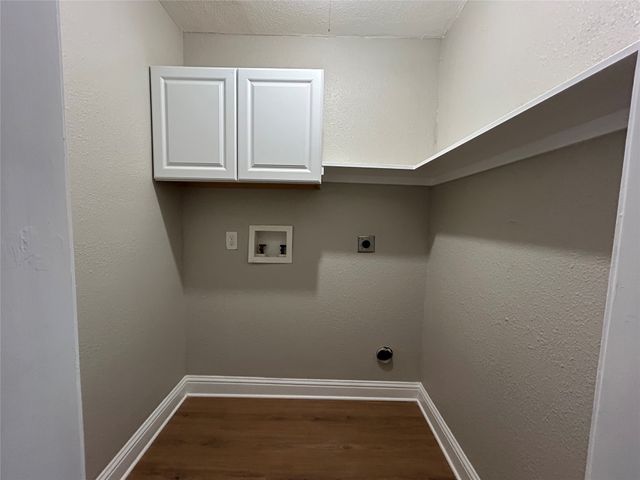 5929 Gayle Drive, Watauga, TX 76148