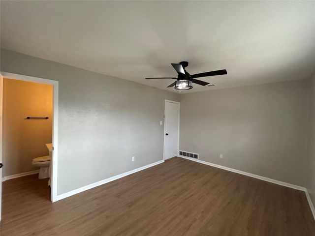 5929 Gayle Drive, Watauga, TX 76148