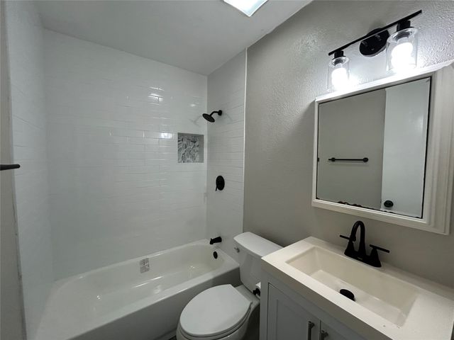 5929 Gayle Drive, Watauga, TX 76148