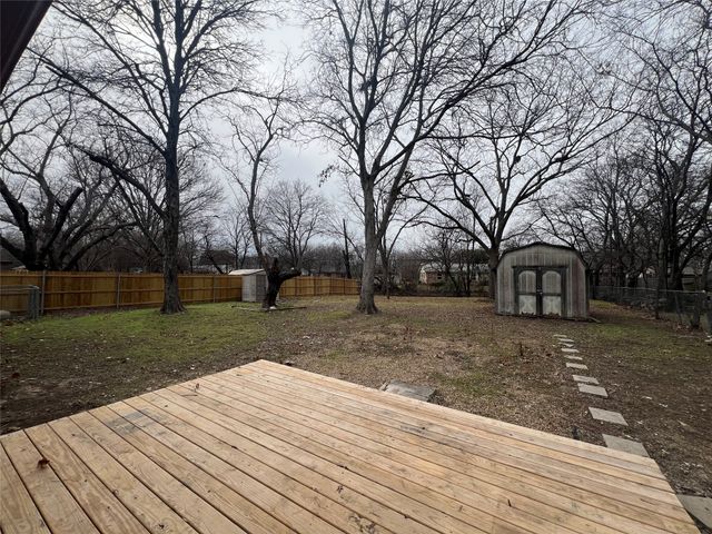 5929 Gayle Drive, Watauga, TX 76148