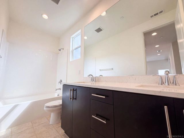 1242 Via Candelas, Oceanside, CA 92056