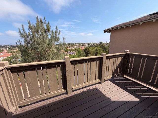 1242 Via Candelas, Oceanside, CA 92056