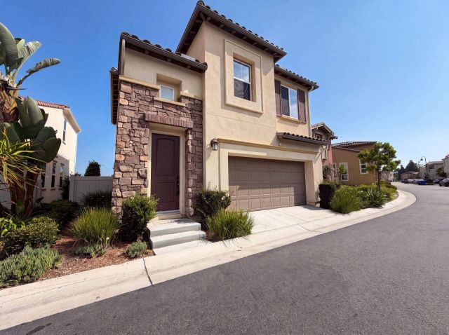 1242 Via Candelas, Oceanside, CA 92056