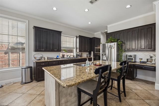 2124 Grayson Road, Mckinney, TX 75072