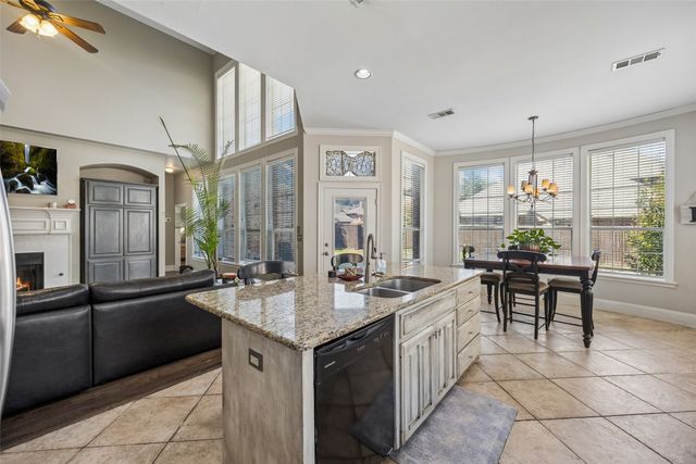2124 Grayson Road, Mckinney, TX 75072