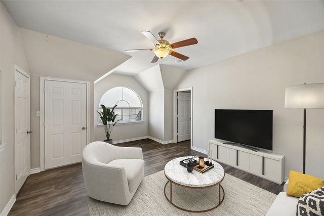 2124 Grayson Road, Mckinney, TX 75072