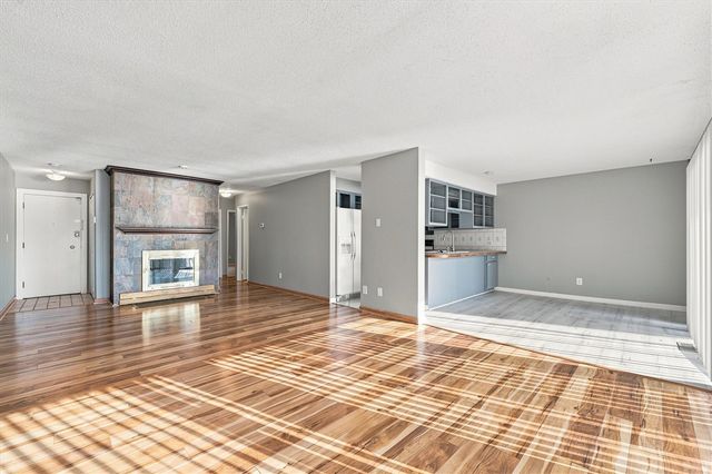893 Cliffs Drive Unit: 107, Ypsilanti, MI 48198