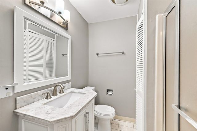 893 Cliffs Drive Unit: 107, Ypsilanti, MI 48198
