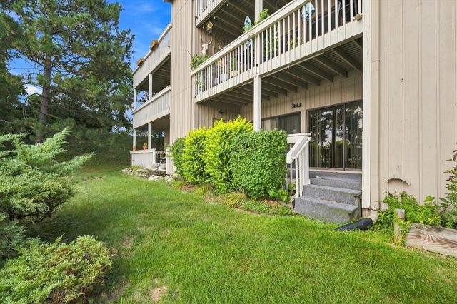 893 Cliffs Drive Unit: 107, Ypsilanti, MI 48198