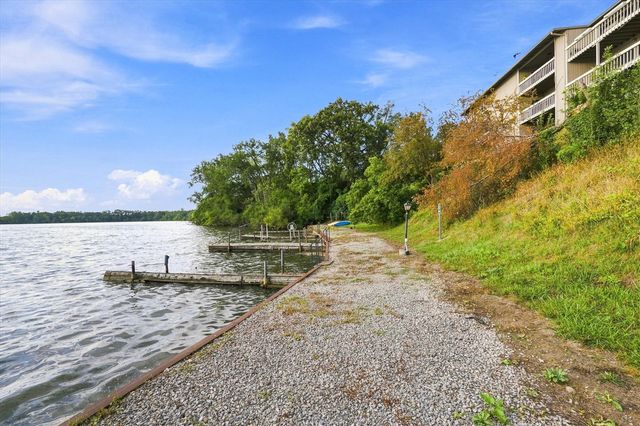 893 Cliffs Drive Unit: 107, Ypsilanti, MI 48198