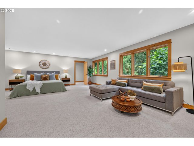 9505 Nw GERMANTOWN Rd, Portland, OR 97231