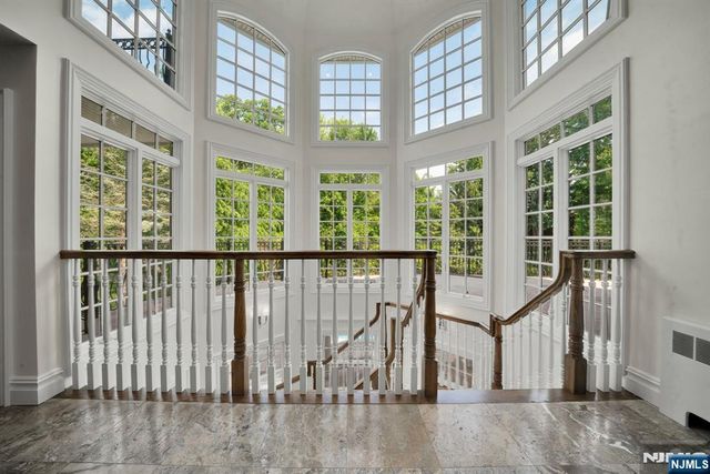 312 Saw Mill Lane, Wyckoff, NJ 07481