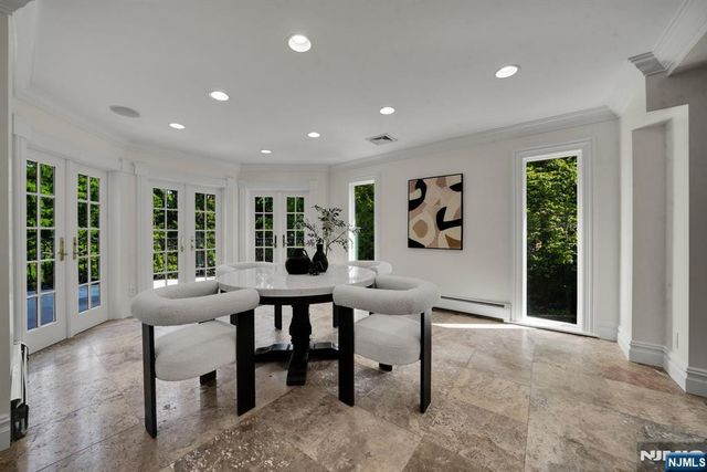 312 Saw Mill Lane, Wyckoff, NJ 07481