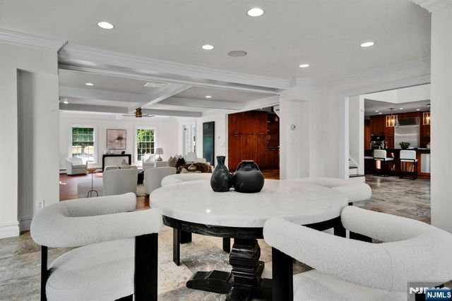 312 Saw Mill Lane, Wyckoff, NJ 07481