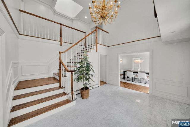 312 Saw Mill Lane, Wyckoff, NJ 07481