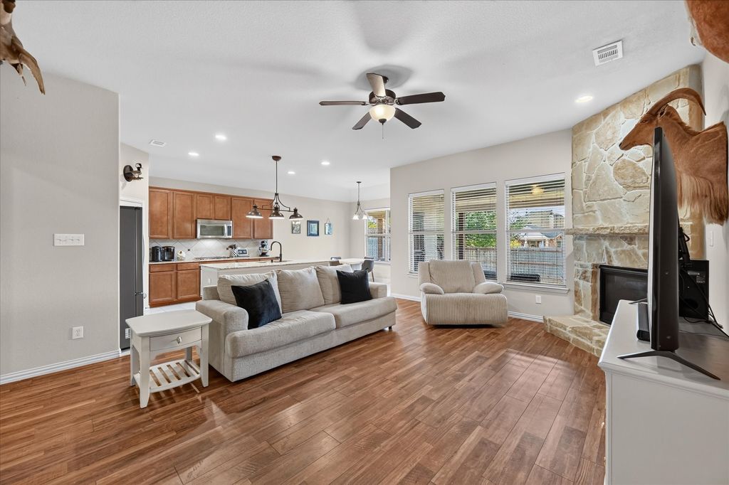 1309 Mesa Crest Drive, Fort Worth, TX 76052 — photo 5