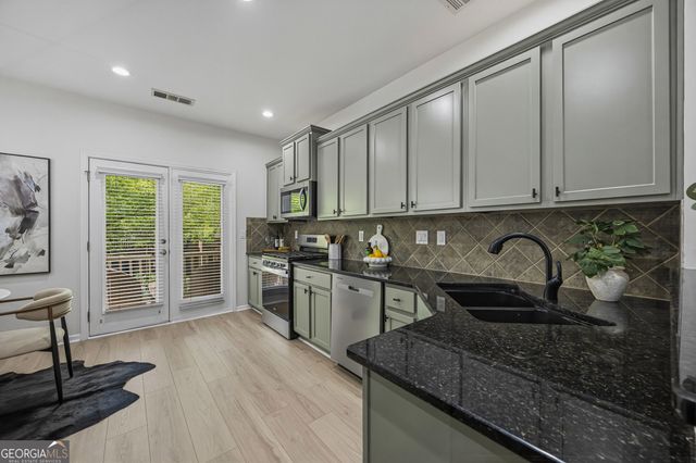 823 Commonwealth Avenue SE, Atlanta, GA 30312