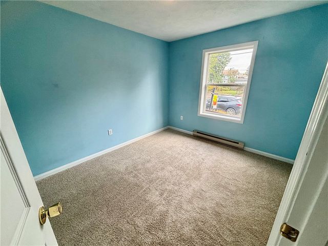 402 W Poplar Street, Grove City Boro, PA 16127