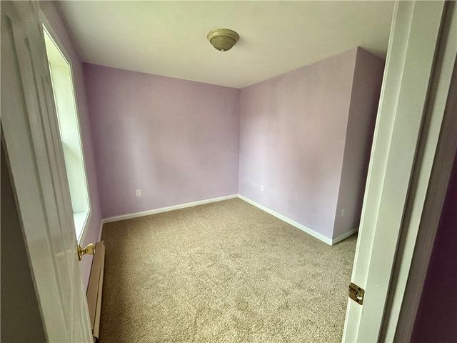 402 W Poplar Street, Grove City Boro, PA 16127