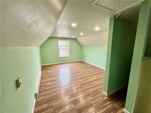 402 W Poplar Street, Grove City Boro, PA 16127