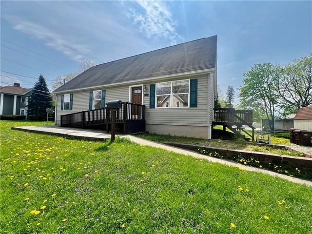 402 W Poplar Street, Grove City Boro, PA 16127