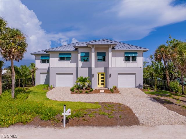 2651 Coconut DR, Sanibel, FL 33957