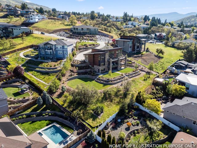 4407 Murryhill Terrace 19, Medford, OR 97504
