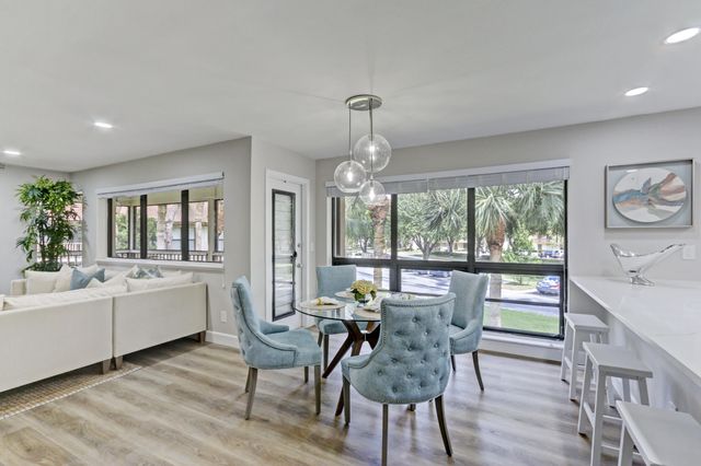 206 Brackenwood Terrace 206, Palm Beach Gardens, FL 33418