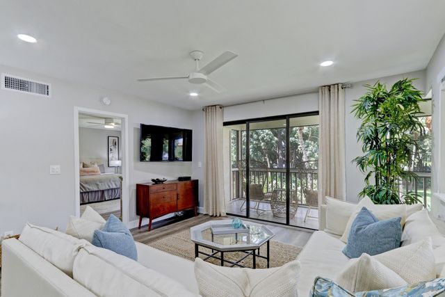 206 Brackenwood Terrace 206, Palm Beach Gardens, FL 33418