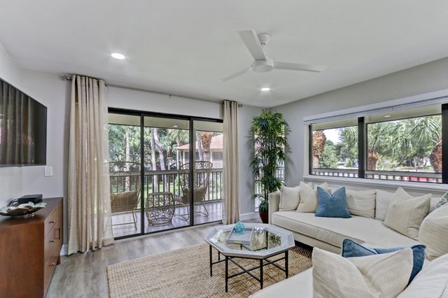 206 Brackenwood Terrace 206, Palm Beach Gardens, FL 33418