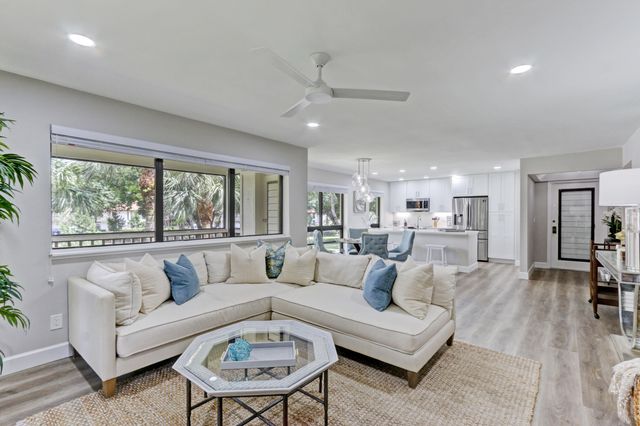 206 Brackenwood Terrace 206, Palm Beach Gardens, FL 33418