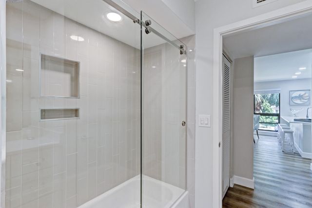 206 Brackenwood Terrace 206, Palm Beach Gardens, FL 33418