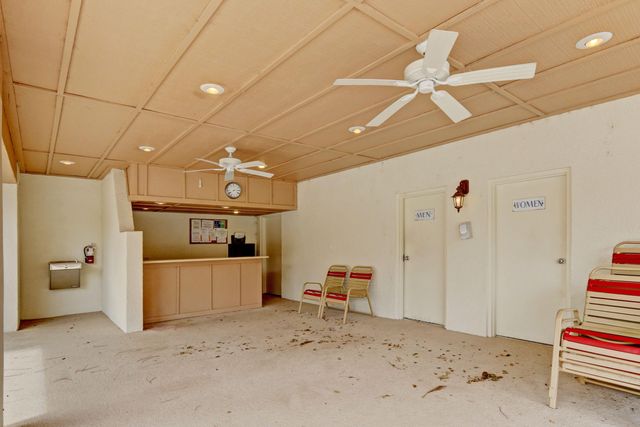 206 Brackenwood Terrace 206, Palm Beach Gardens, FL 33418