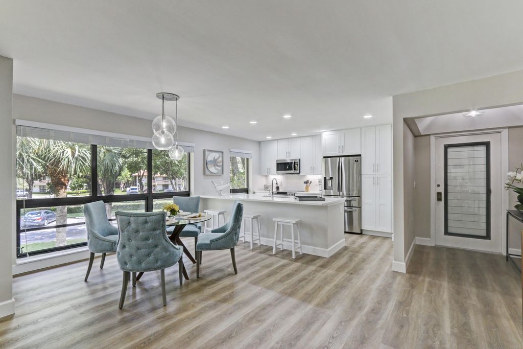 206 Brackenwood Terrace 206, Palm Beach Gardens, FL 33418