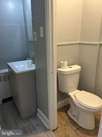 526 S 69TH ST, Upper Darby, PA 19082
