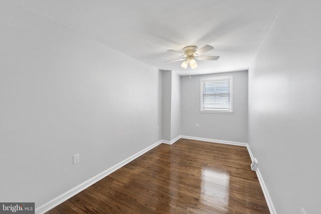 3611 WHITEHALL LN, Philadelphia, PA 19114