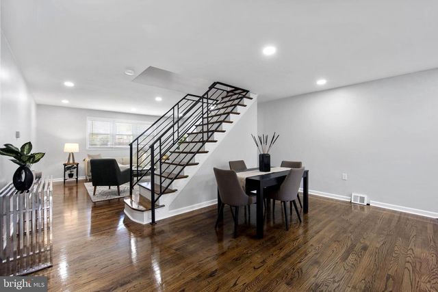 3611 WHITEHALL LN, Philadelphia, PA 19114