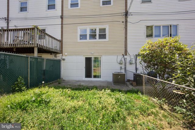 3611 WHITEHALL LN, Philadelphia, PA 19114