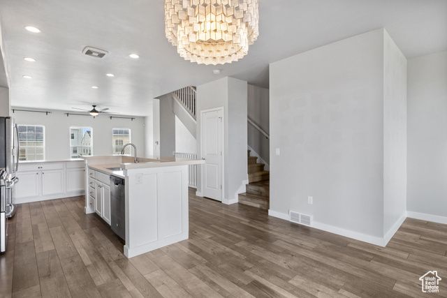 5371 W BOWSTRING WAY, South Jordan, UT 84009