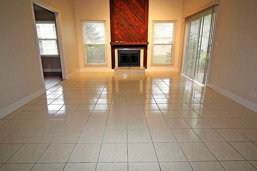 899 Colony Lake Drive, Schaumburg, IL 60194 — photo 3