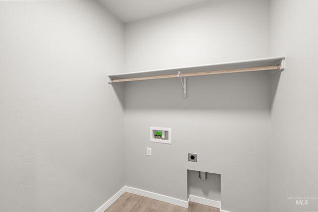 6626 W Black Butte Dr, Meridian, ID 83646