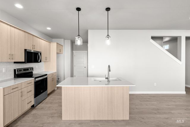 6626 W Black Butte Dr, Meridian, ID 83646