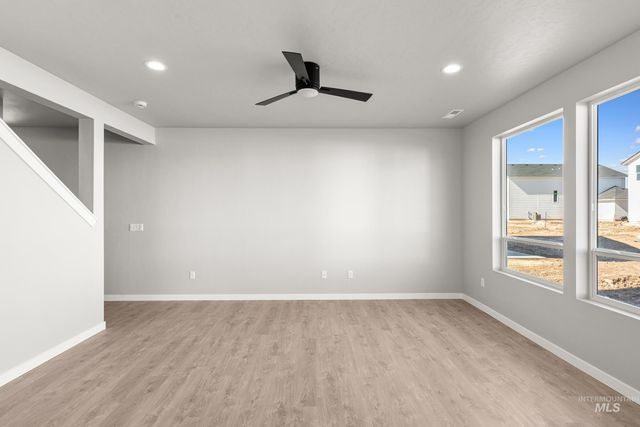 6626 W Black Butte Dr, Meridian, ID 83646