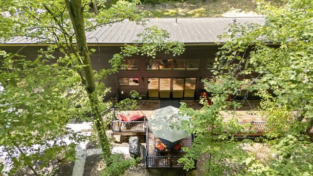 14823 N Main Street, Buchanan, MI 49107